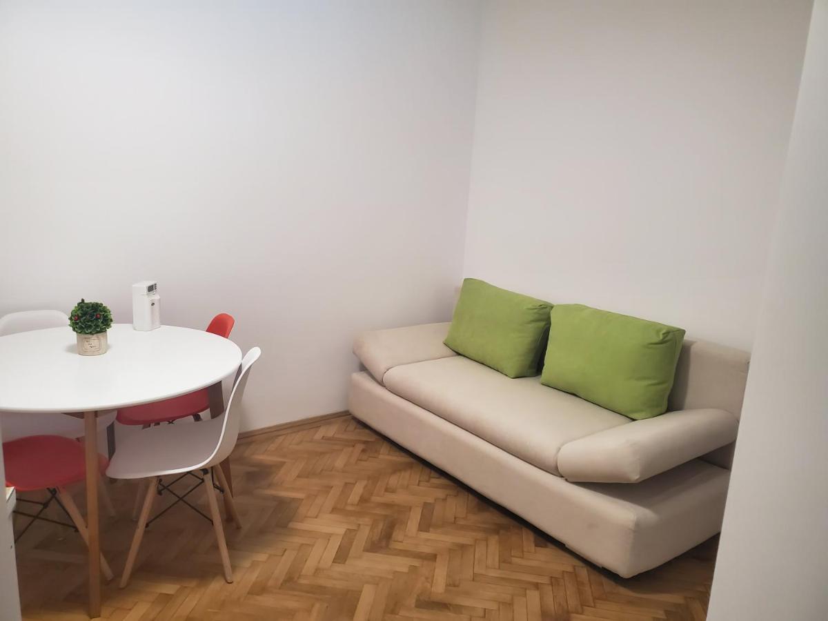 Basarab 1 Apartman Brassó Kültér fotó